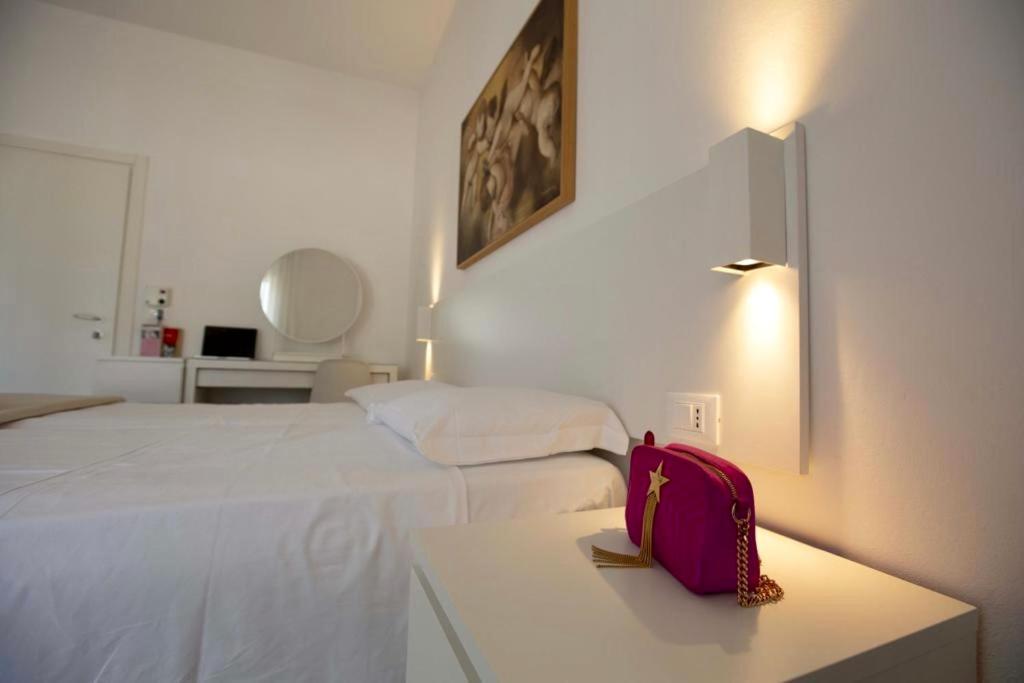 Hotel Elite Cervia Buitenkant foto