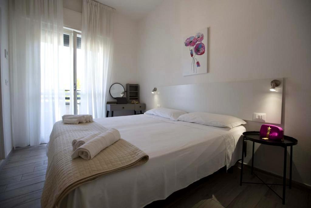Hotel Elite Cervia Buitenkant foto
