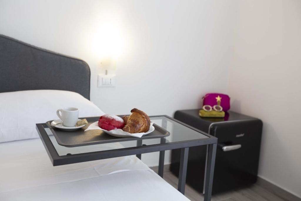 Hotel Elite Cervia Buitenkant foto