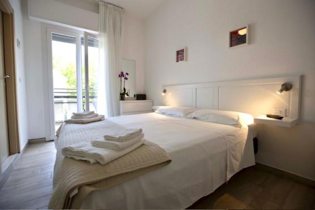 Hotel Elite Cervia Buitenkant foto