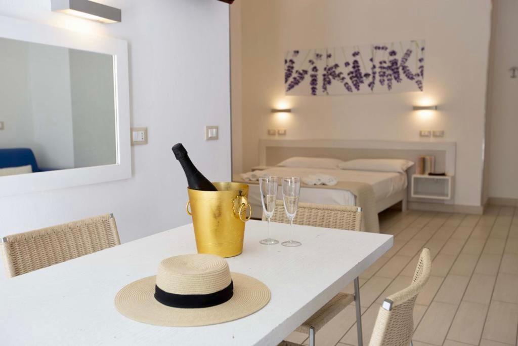 Hotel Elite Cervia Buitenkant foto