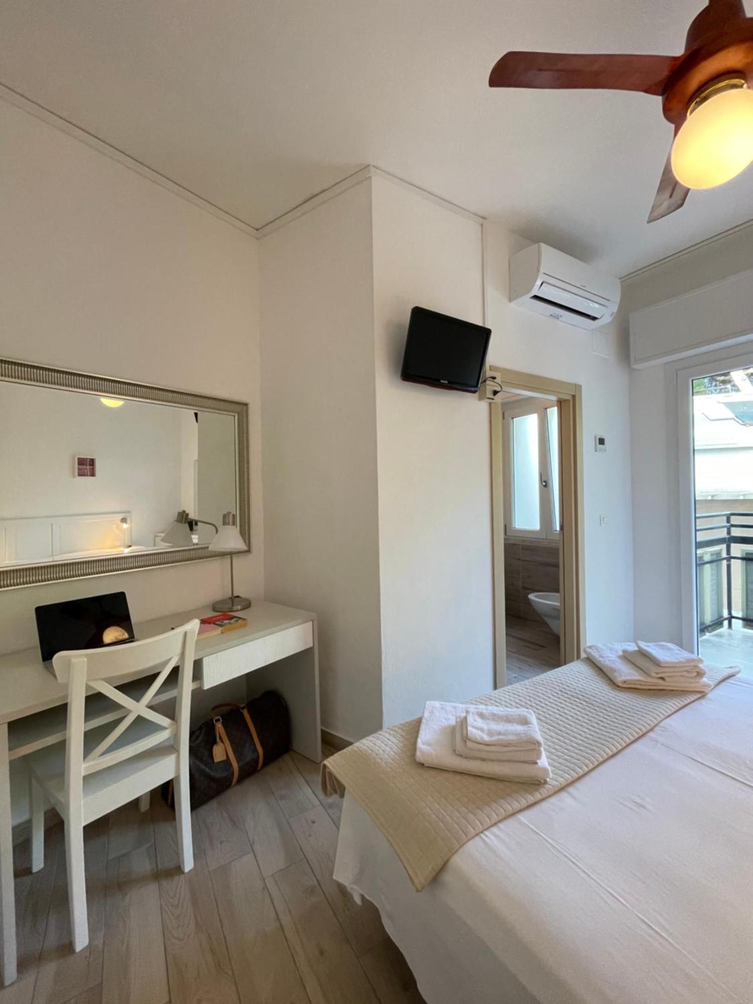 Hotel Elite Cervia Buitenkant foto